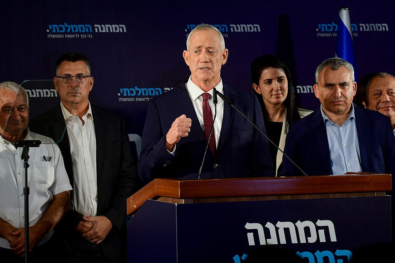 Minister of Defense and leader of the National Unity Party Benny Gantz speaks with supporters as the results of the Israeli elections are announced, Tel Aviv, November 2, 2022. (Avshalom Sassoni/Flash90)
