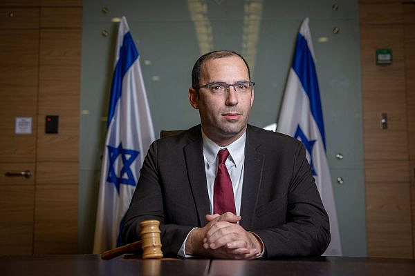 MK Simcha Rotman, Head of the Knesset's Constitution Committee, poses for a picture at the Knesset, Jerusalem, January 17, 2023. (Yonatan Sindel/Flash90)