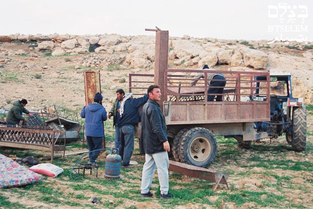 Nidal Abu Younis is seen during the expulsion of his village in Masafer Yatta in 1999. (Nasrin Elian/B'Tselem)