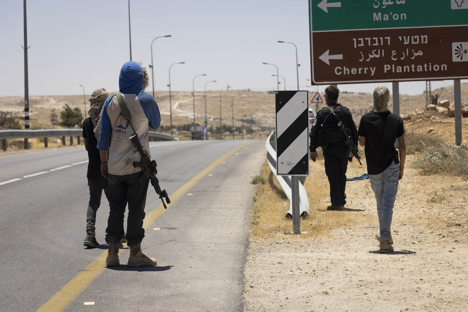 Armed settlers break into Palestinian family home under cover of darkness - Vimarsana News