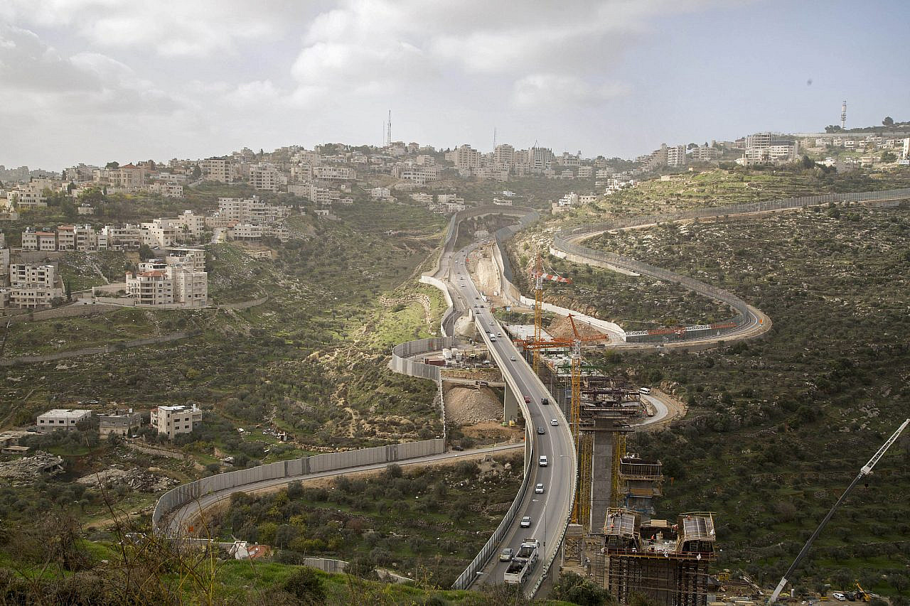 A view of the Tunnels Road in the occupied West Bank, built to connect Gush Etzion with Jerusalem, December 16, 2020. (Oren Ziv)