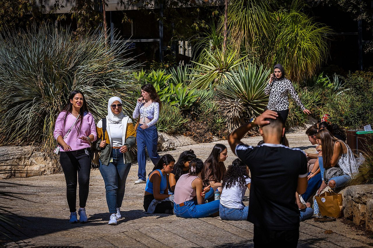 Students at the campus of "Mount Scopus" at Hebrew University on the first day of the opening of the university year on October 23, 2022. (Olivier Fitoussi/FLASh90) 
