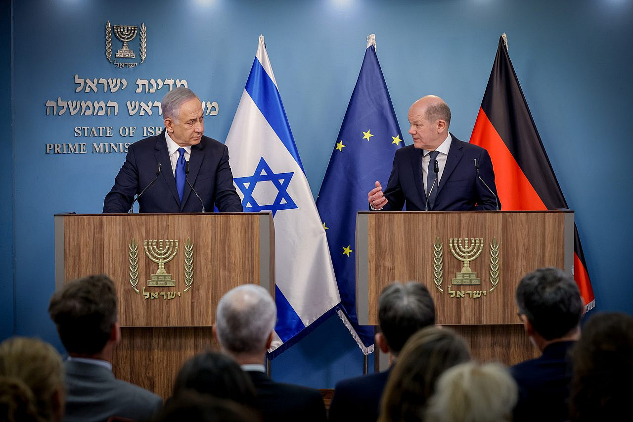 Israeli Prime Minister Benjamin Netanyahu holds a press conference with Chancellor of Germany Olaf Scholz at the Prime Minister's Office in Jerusalem, February 17, 2024. (Olivier Fitoussi/POOL)