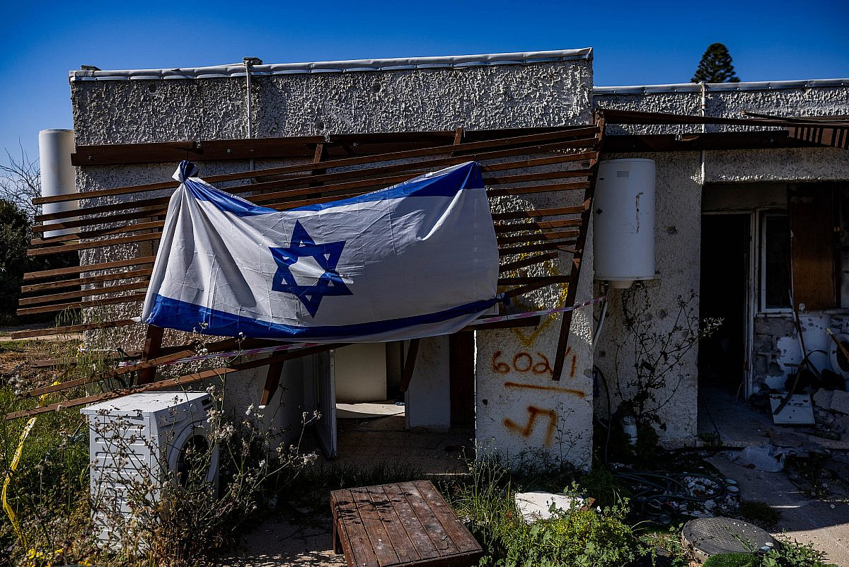 Destroyed houses from the October 7 massacre in Kibbutz Kfar Aza, southern Israel, April 7, 2024. (Chaim Goldberg/Flash90)