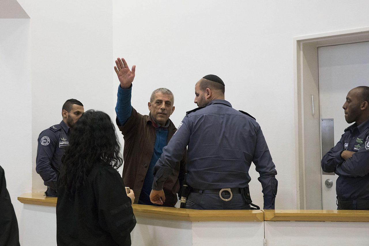 Walid Daqqa at a hearing at Be'er Sheva District Court, January 23, 2018. (Oren Ziv)