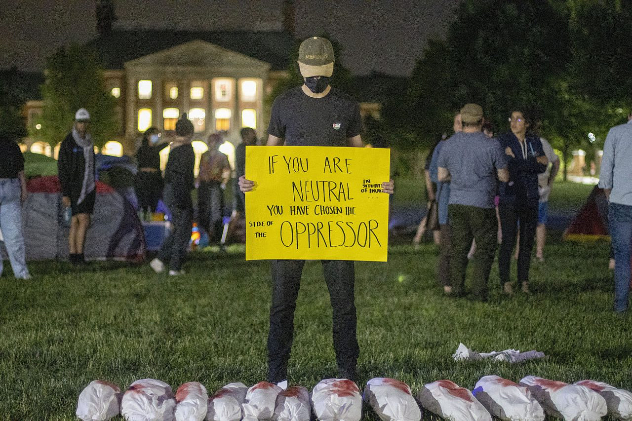 Students protest at a pro-Palestine encampment at Wake Forest University, North Carolina, United States, April 30, 2024. (Heather Sharona Weiss/Activestills)