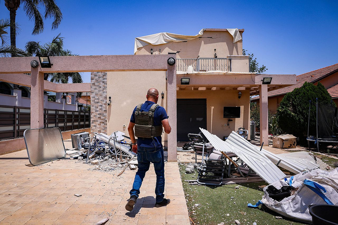 View of a house that was hit by a rocket fired from Lebanon, in the northern Israeli city of Kiryat Shmona, June 24, 2024. (David Cohen/Flash90)