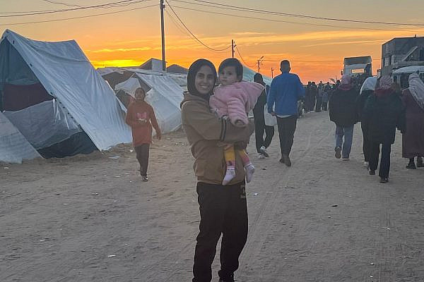 Marah Mahdi with her niece near her family's tent in Rafah. (Marah Mahdi/Instagram)