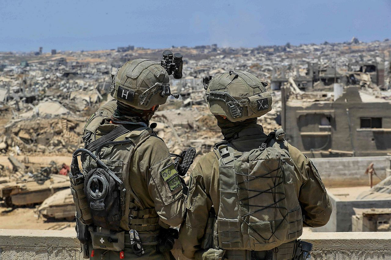 Israeli soldiers in the northern Gaza Strip, July 22, 2025. (Oren Cohen/Flash90)