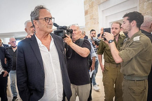 Filmmaker and actor Mohammad Bakri at the Supreme Court, in Jerusalem, May 16, 2021. (Yonatan Sindel/Flash90)