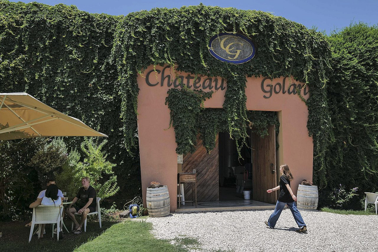 The Chateau Golan Winery in the Israeli settlement of Moshav Eliad, occupied Golan Heights, July 12, 2025. (Michael Giladi/Flash90)