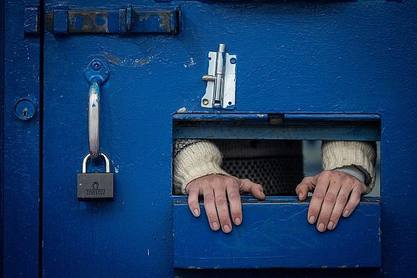 Illustration of an Israeli prison, January 21, 2025. (Chaim Goldberg/FLASH90)