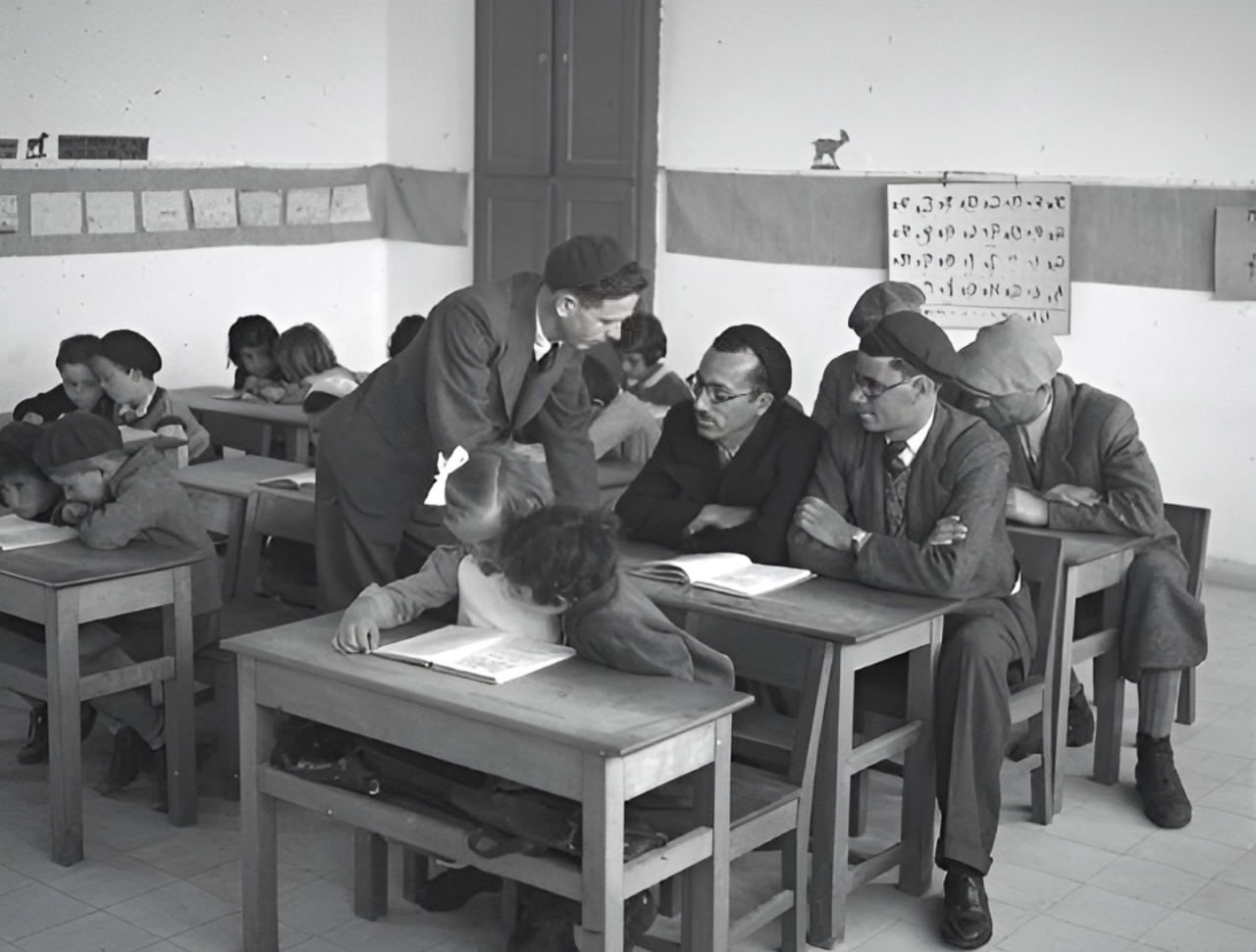 Kaduri school in the Lower Galilee makes students learn Hebrew, 1940. (Israel Preker/Wikimedia) Kaduri school in the Lower Galilee makes students learn Hebrew, 1940. (Israel Preker/Wikimedia)