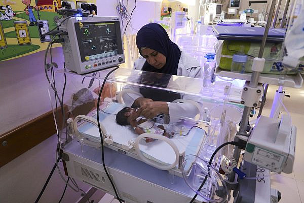 Newborn babies receive treatment in the neonatal intensive care unit at Al-Aqsa Martyrs Hospital in Deir Al-Balah, central Gaza Strip, January 18, 2026. (Khalil Kahlout/Flash90)