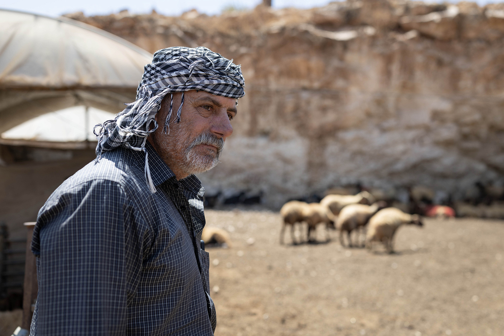 Israel's new West Bank separation wall closes in on Palestinian communities